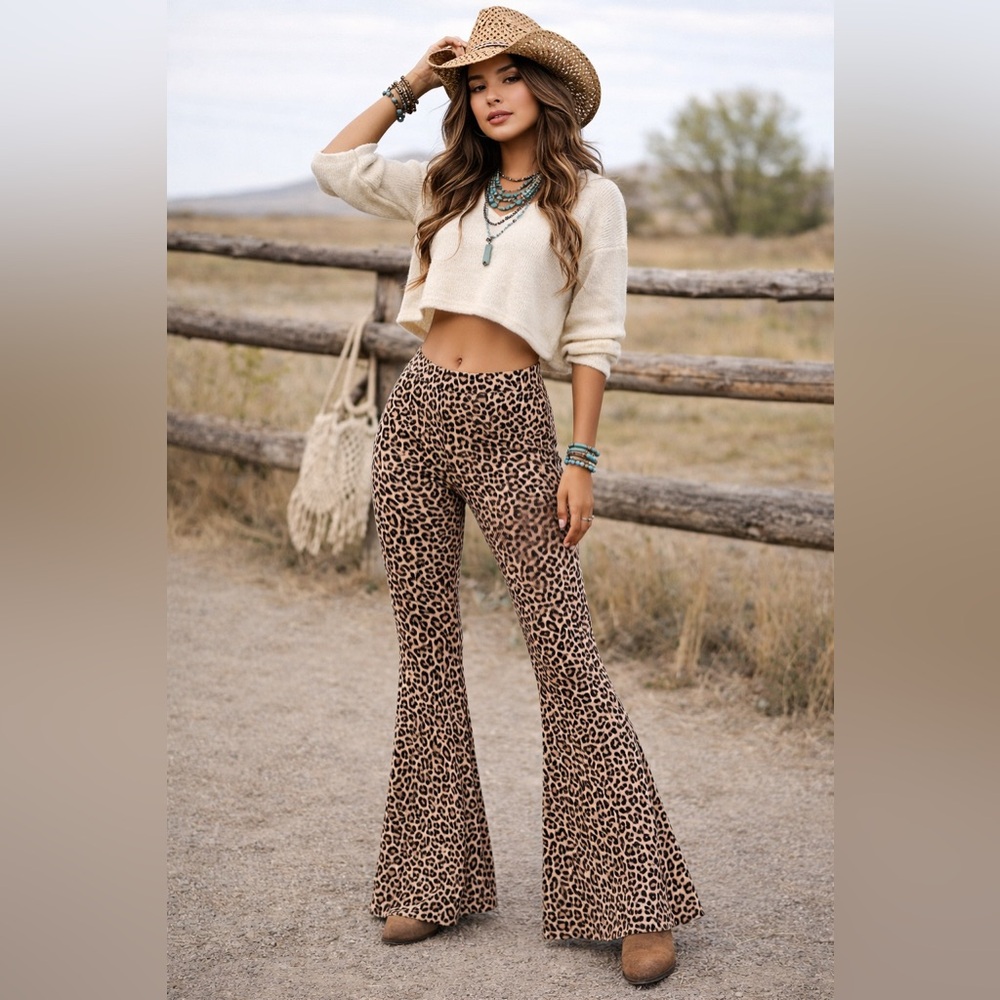 VIBE Leopard Print Bell Bottom Pants Y2K flare style size small